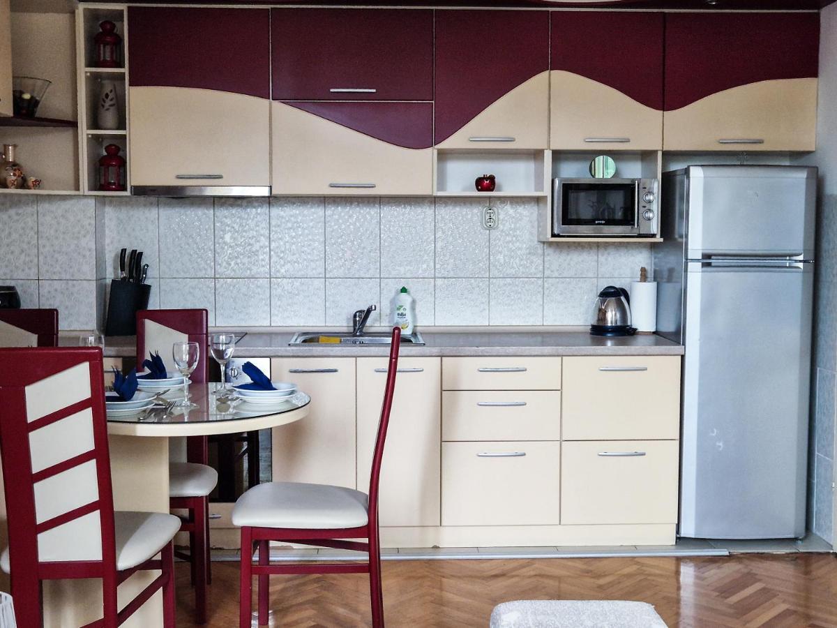 Boulevard Apartments Куманово Екстер'єр фото